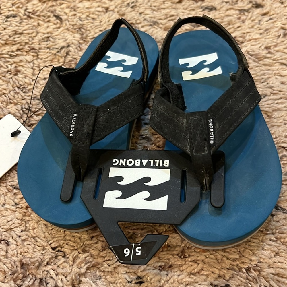 Toddler Billabong Flip Flops - Picture 3 of 7